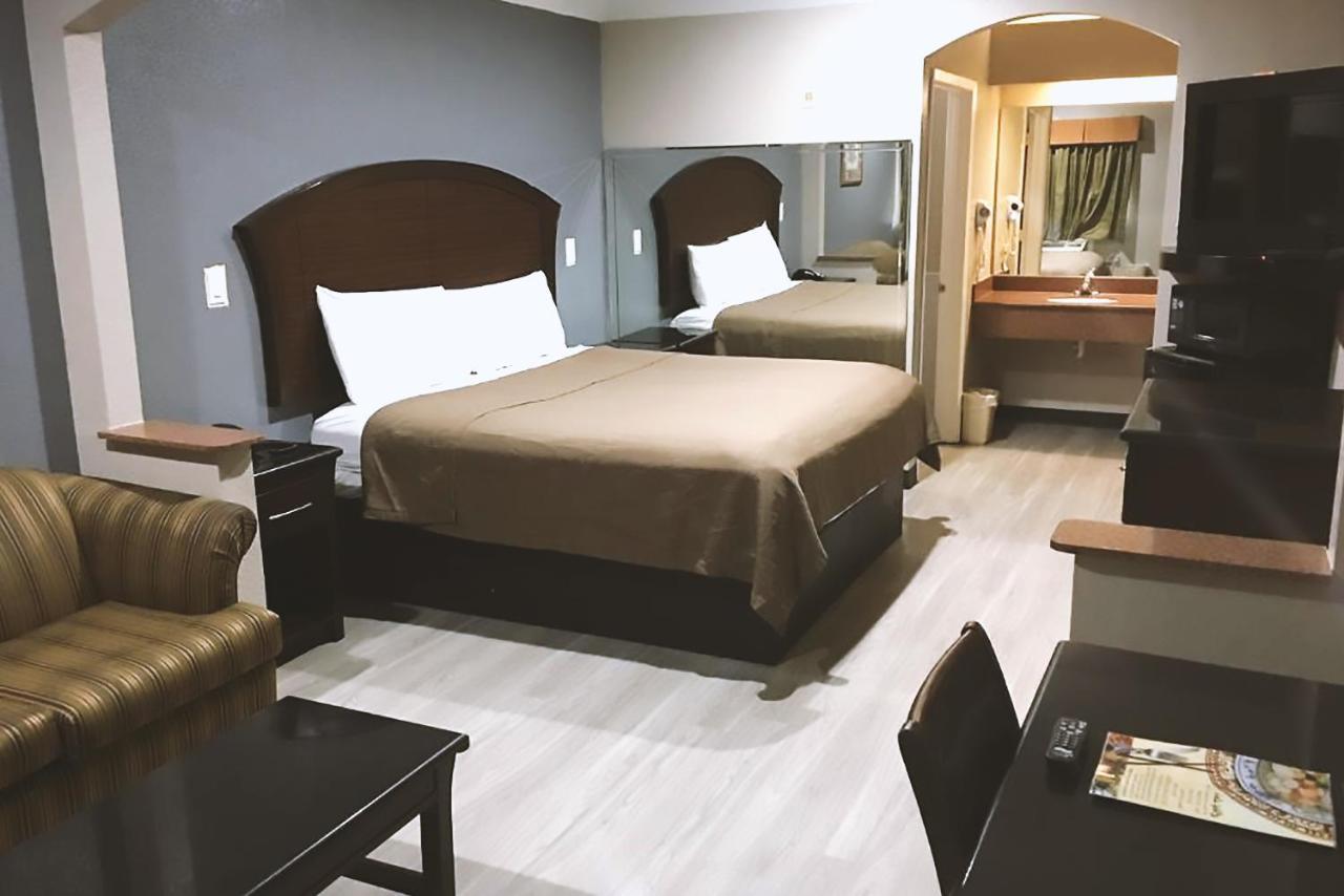 Blue Way Inn & Suites By Jasper Houston Exteriör bild